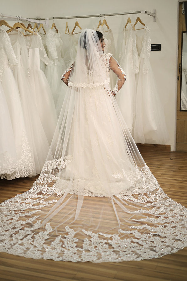 Bridal Veil - Sparkle Bridal Veil with Front-Face Layer and Comb