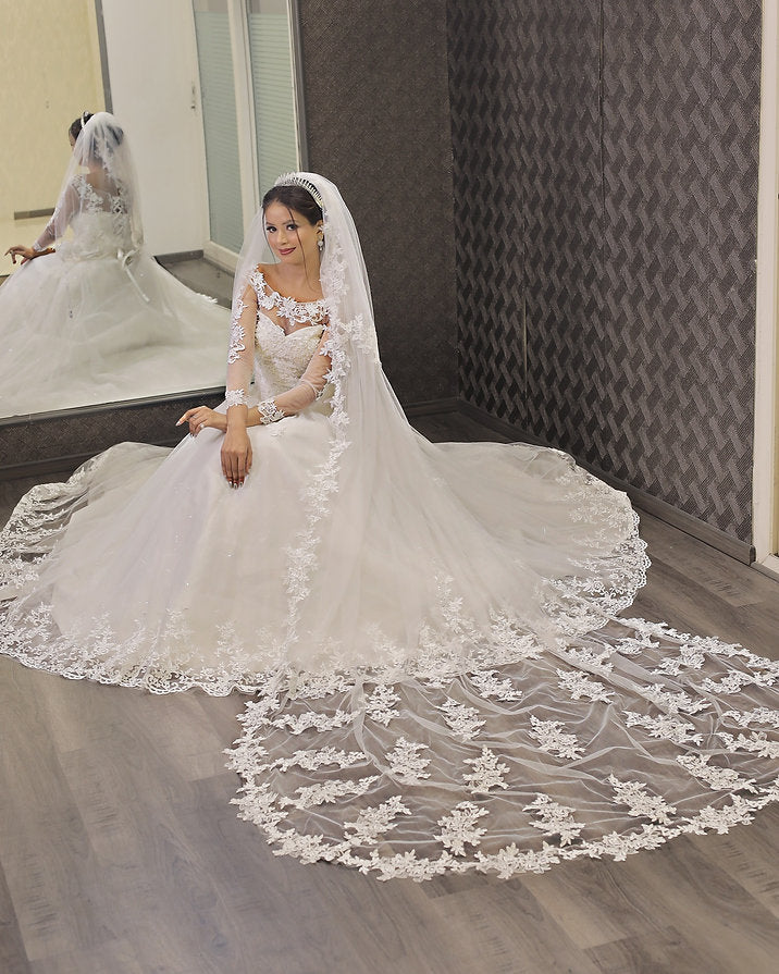 Wedding Veil with face layer in front border with comb