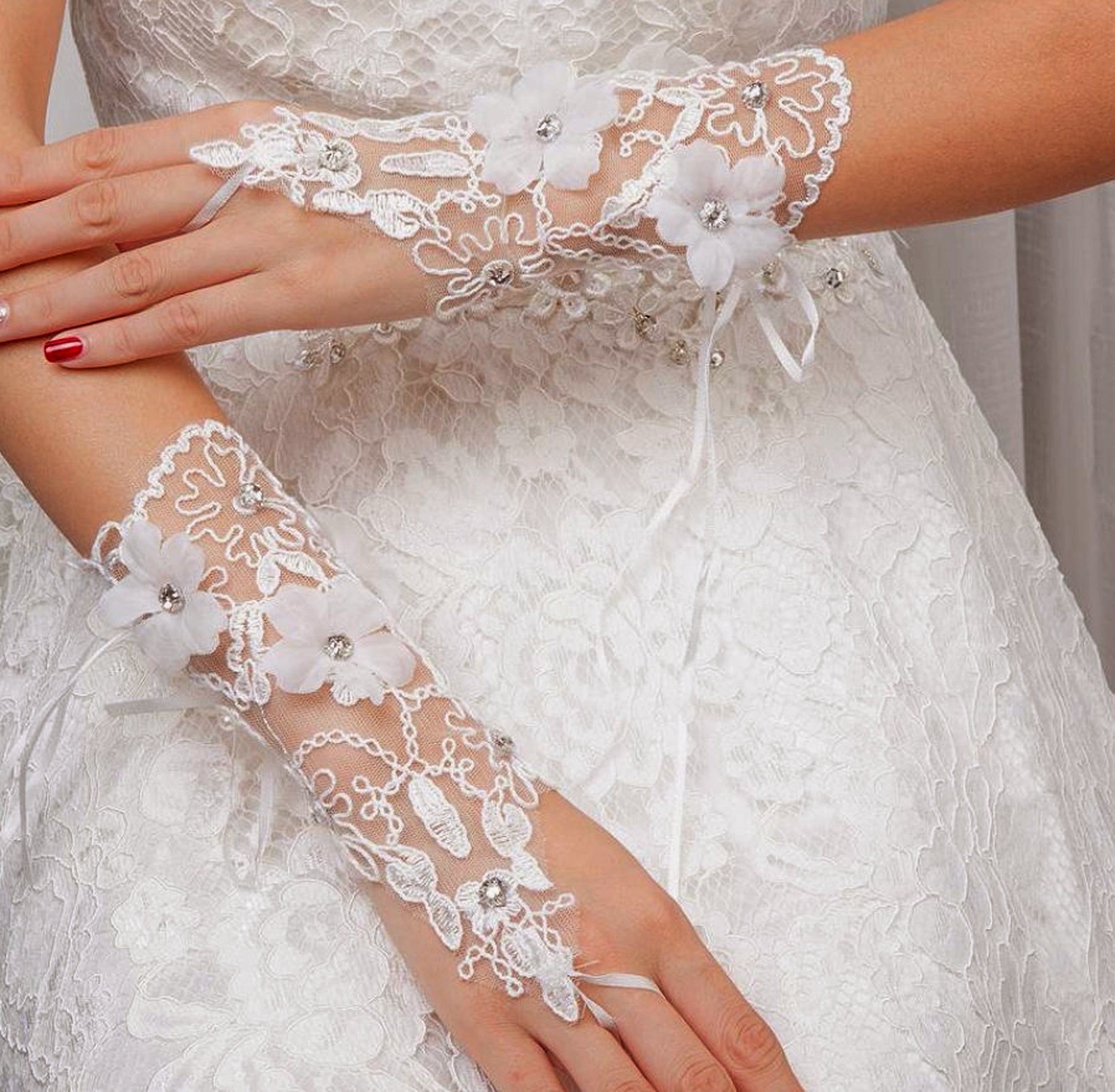 Bridal Gloves - Netted Floral